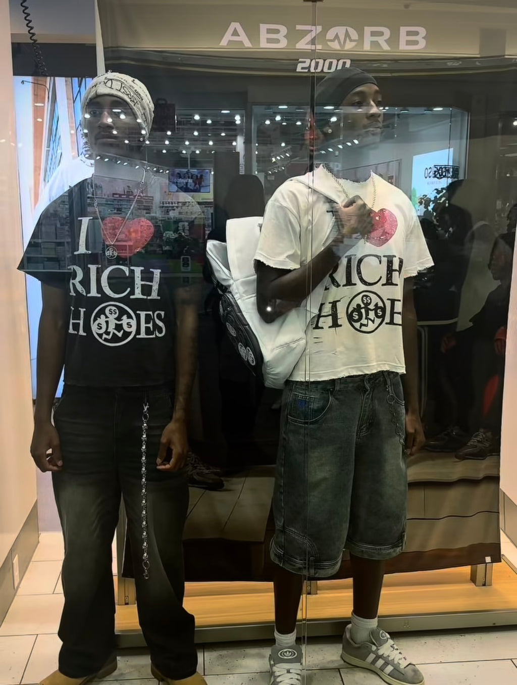“I ❤️ RICH H0ES” Black tee