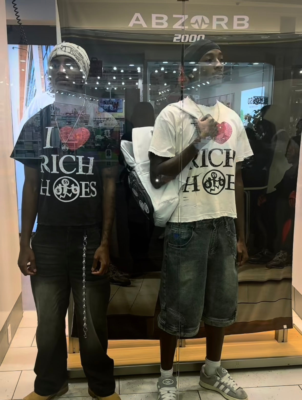 “I ❤️ RICH H0ES” Black tee